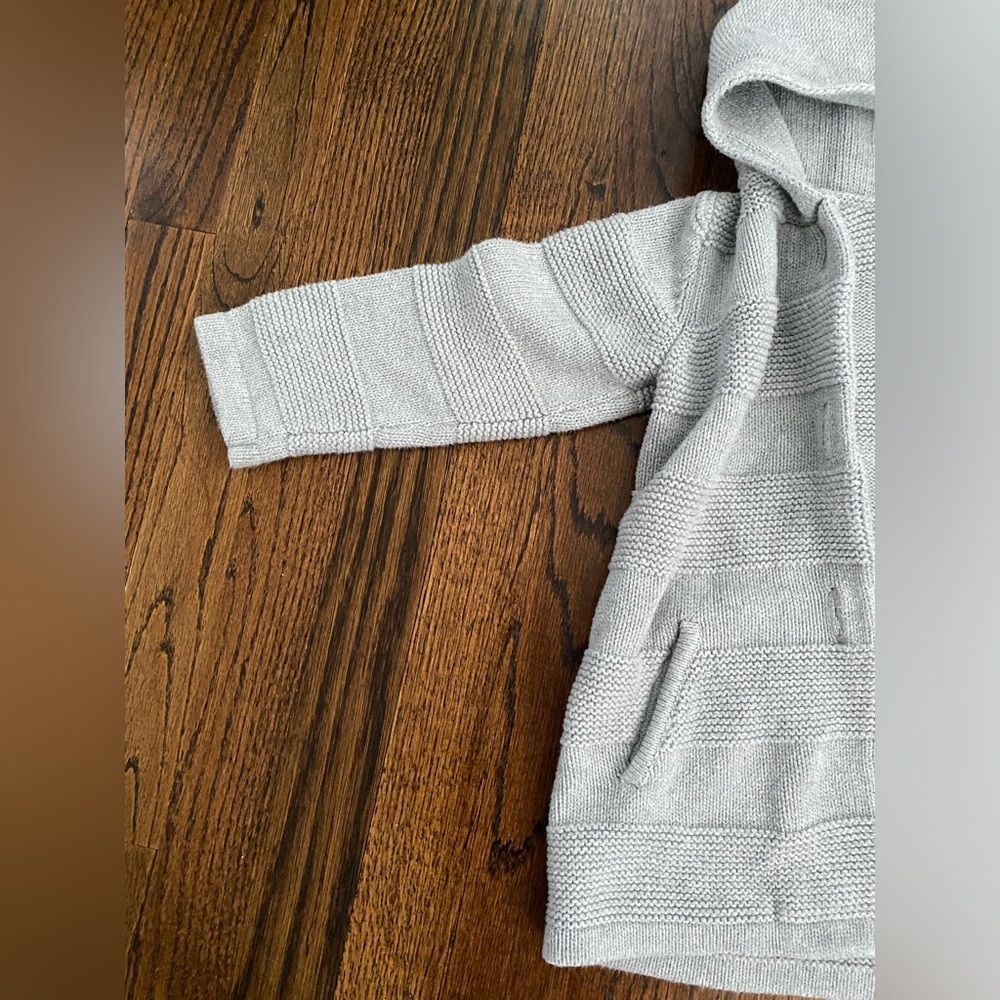Baby GAP- 100% cotton Hooded Knit Cardigan Light Gray pockets button front 3yrs - Picture 5 of 12